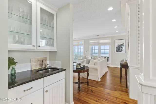 $2,550,000 | 125 Roosevelt Drive, Pine Knoll Shores, NC 28512