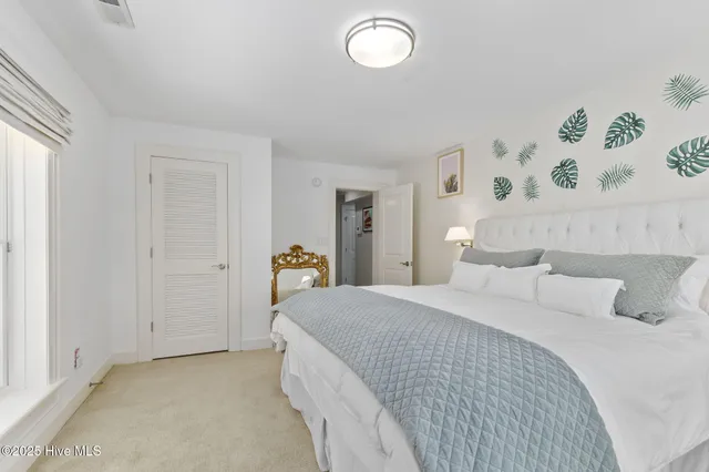 $2,550,000 | 125 Roosevelt Drive, Pine Knoll Shores, NC 28512