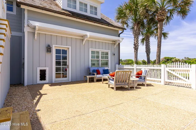 $2,550,000 | 125 Roosevelt Drive, Pine Knoll Shores, NC 28512