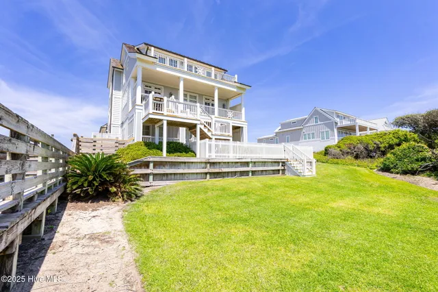 $2,550,000 | 125 Roosevelt Drive, Pine Knoll Shores, NC 28512