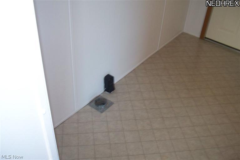 1872 Wick Campbell Road Hubbard, OH 44425 - Photo 15 of 23 Gallery Image 15