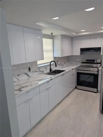 $2,400 | 2323 Linton Ridge Circle, Unit D3, Delray Beach, FL 33444