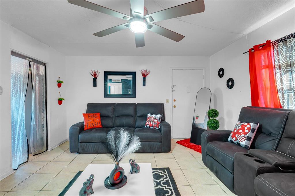 1605 West Oak Ridge Road, Unit A Orlando, FL 32809 - Photo 7 of 21 Gallery Image 7
