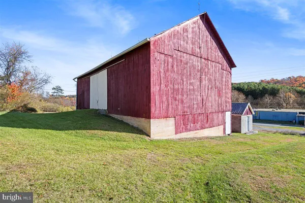 $549,000 | Pennsylvania Avenue, Hancock, MD 21750