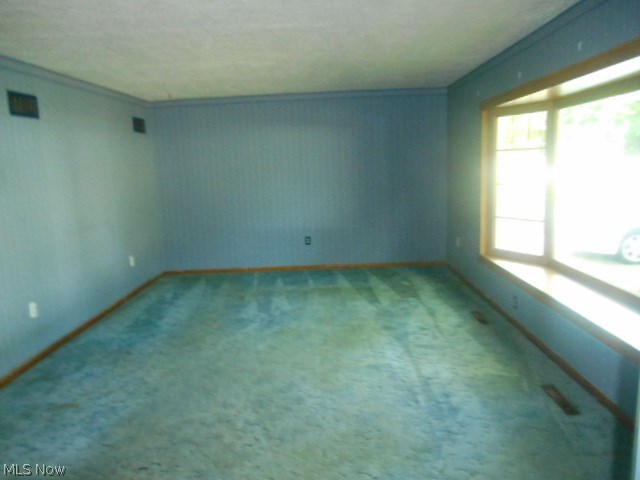 381 Lansing Road Akron, OH 44312 - Photo 2 of 14 Gallery Image 2