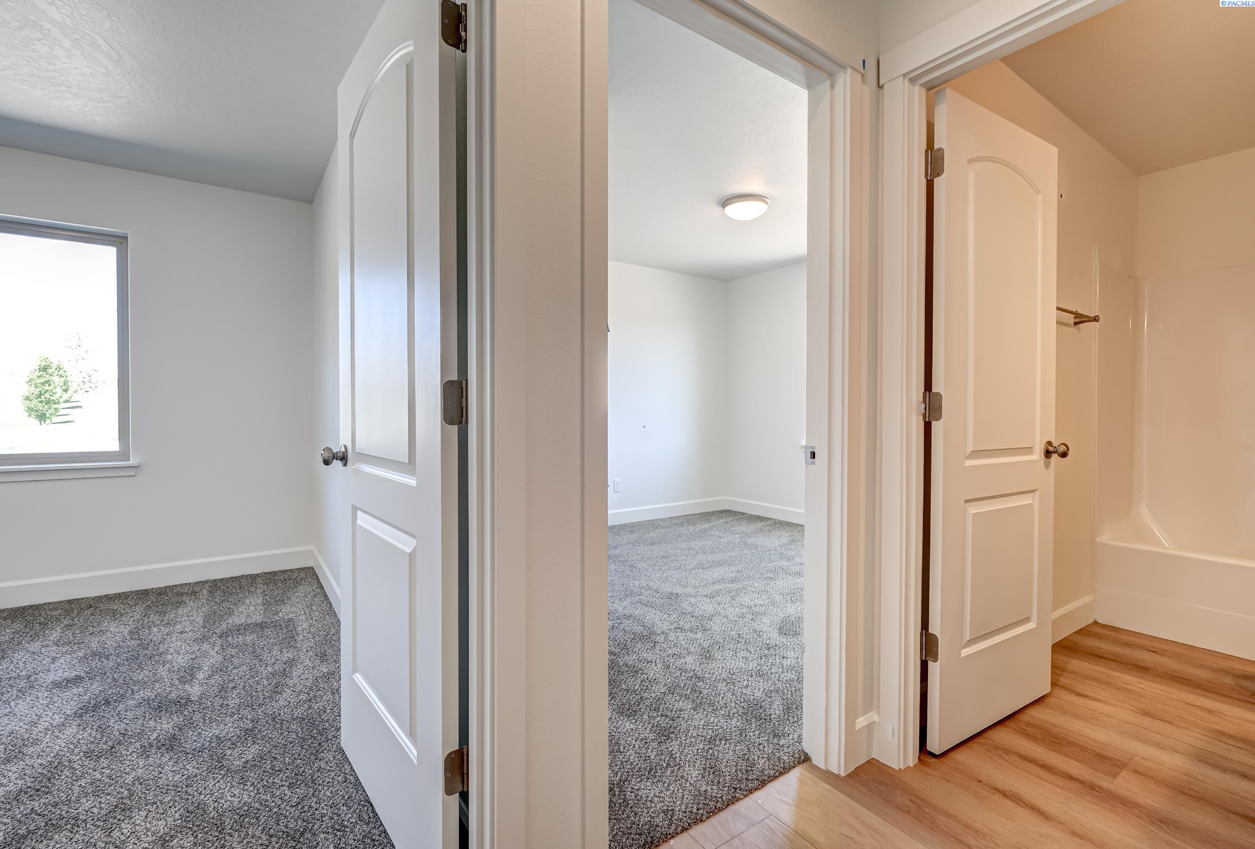 1804 Kendall Road Benton City, WA 99320 - Photo 17 of 25 Gallery Image 17