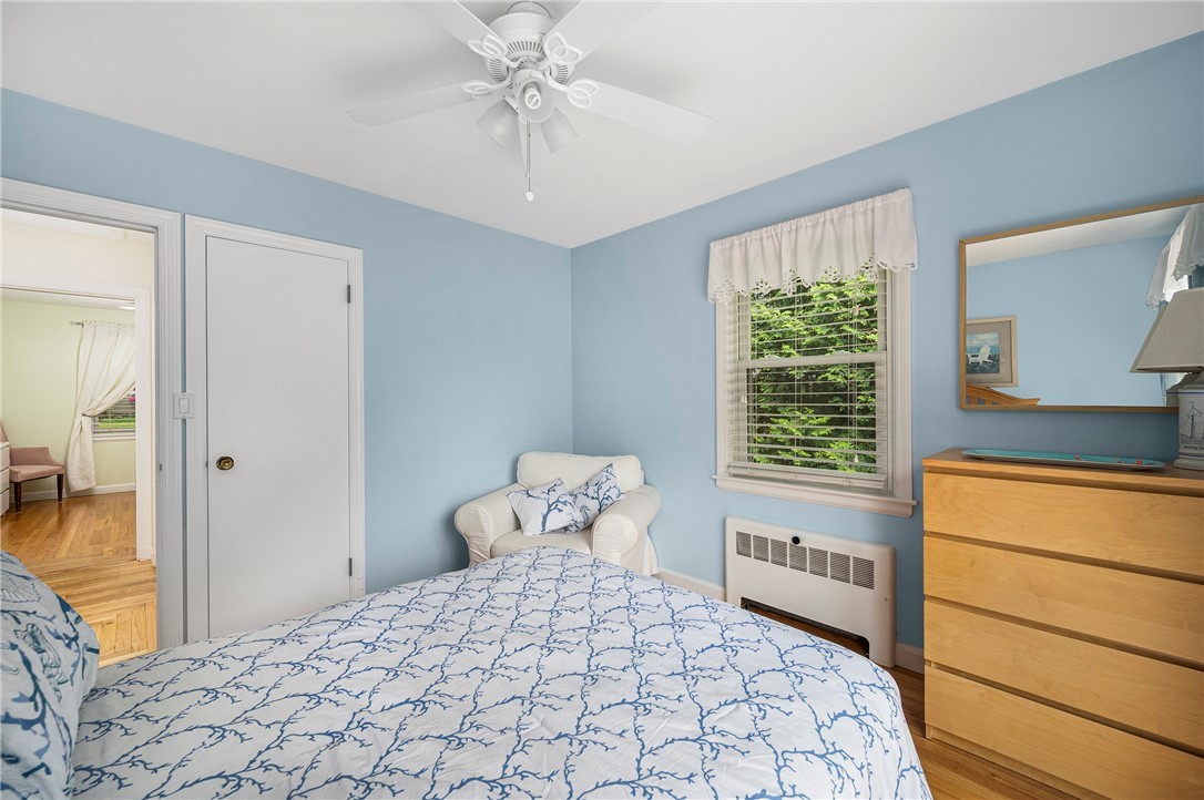 3 Barbara Street Newport, RI 02840 - Photo 12 of 47