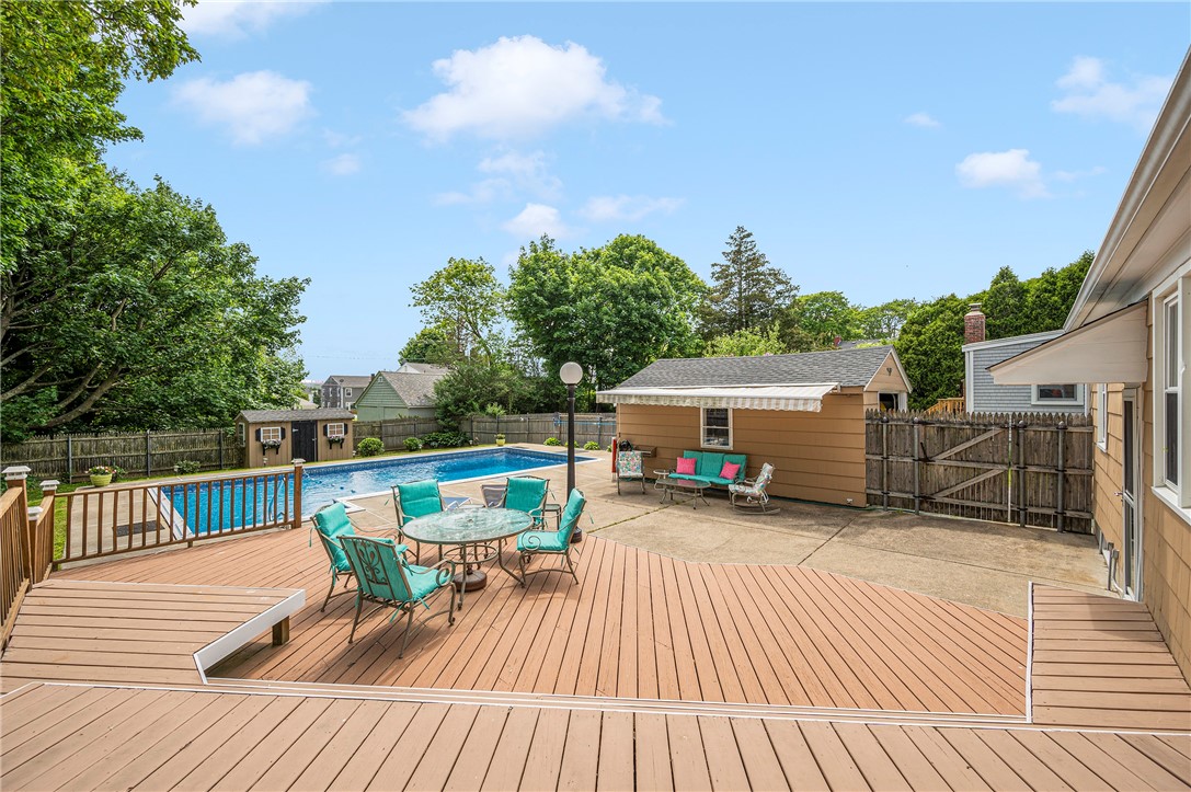 3 Barbara Street Newport, RI 02840 - Photo 29 of 47