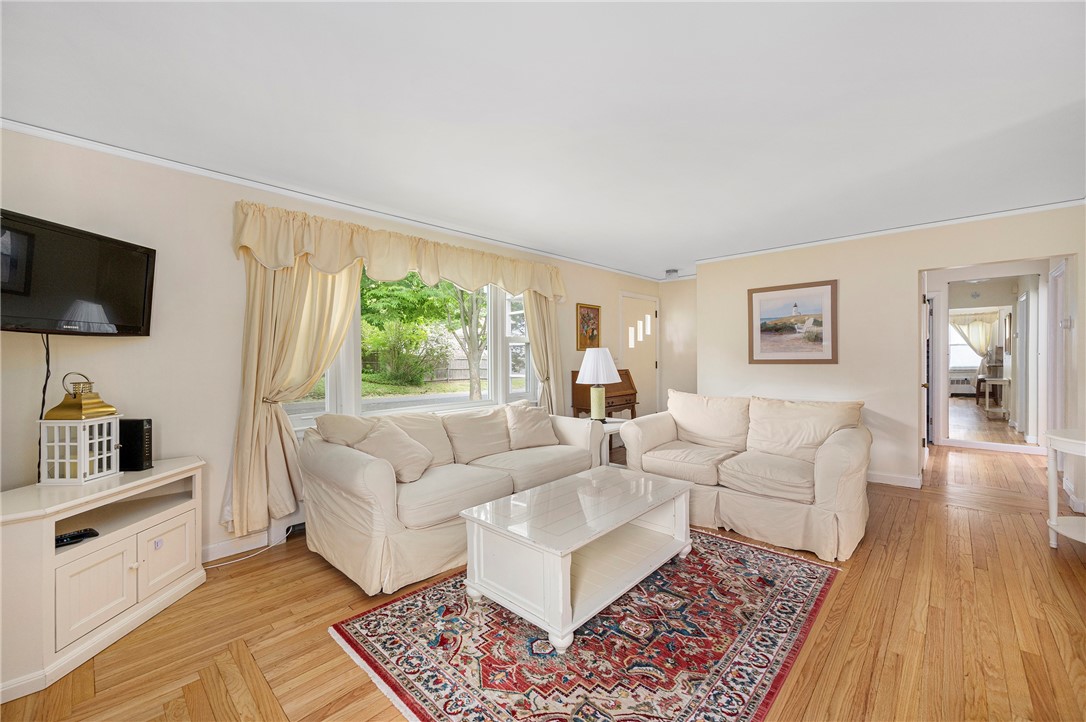 3 Barbara Street Newport, RI 02840 - Photo 3 of 47