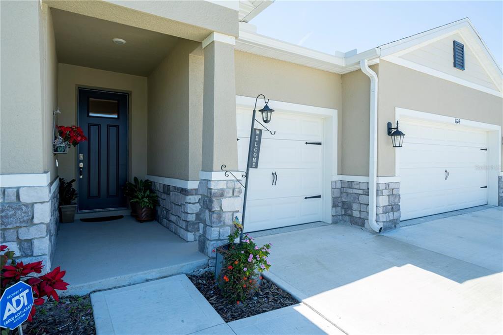 1624 Barberry Drive Kissimmee, FL 34744 - Photo 2 of 30