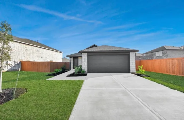 $1,895 | 1031 Garnet Rain Drive, Beasley, TX 77417