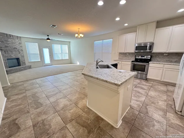 $1,799 | 128 Landmark, Cibolo, TX 78108