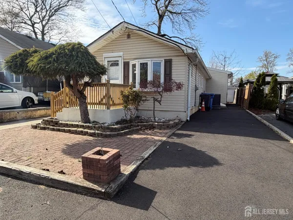 $2,000 | 226 Outlook Boulevard, Keyport, NJ 07735