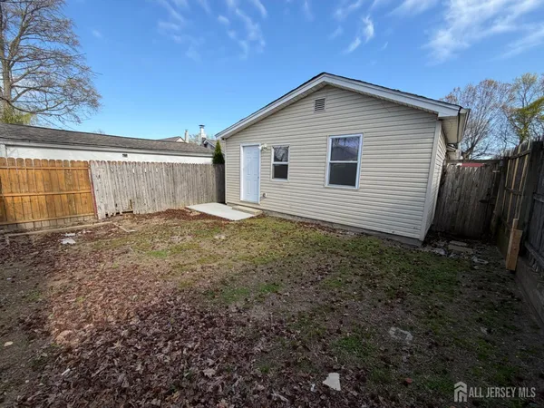 $2,000 | 226 Outlook Boulevard, Keyport, NJ 07735