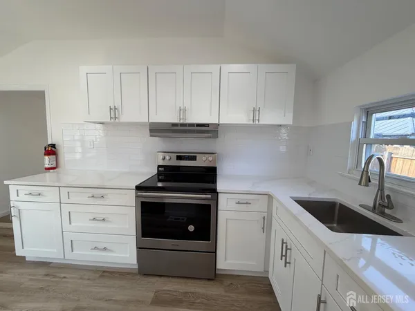 $2,000 | 226 Outlook Boulevard, Keyport, NJ 07735