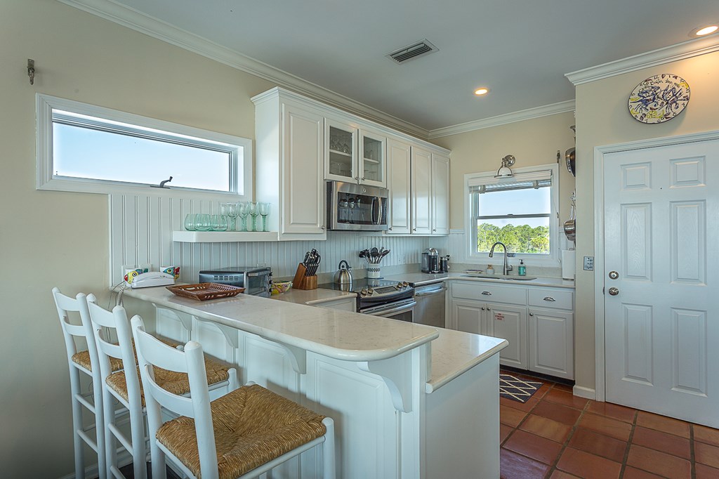 2000 Tarpon Lane Eastpoint, FL 32328 - Photo 11 of 59