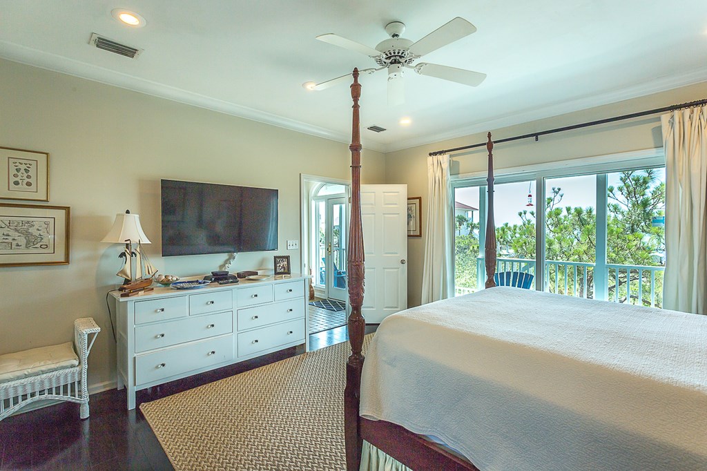 2000 Tarpon Lane Eastpoint, FL 32328 - Photo 29 of 59