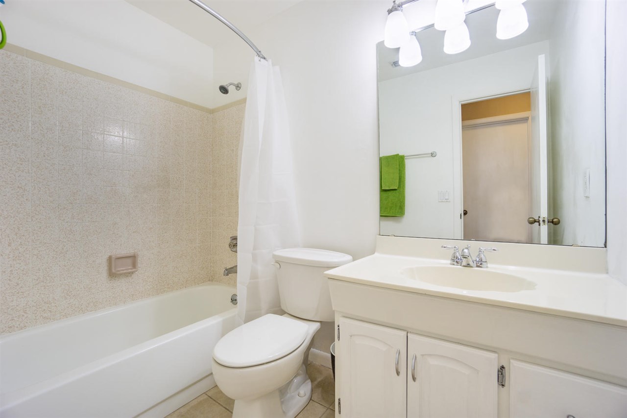 7204 Southwest 17th Place Gainesville, FL 32607 - Photo 13 of 21 Gallery Image 13