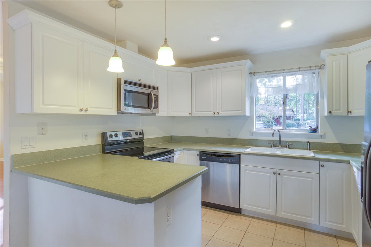 7204 Southwest 17th Place Gainesville, FL 32607 - Photo 3 of 21 Gallery Image 3