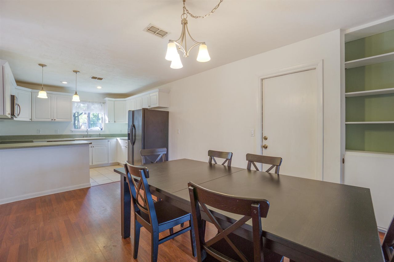 7204 Southwest 17th Place Gainesville, FL 32607 - Photo 5 of 21 Gallery Image 5
