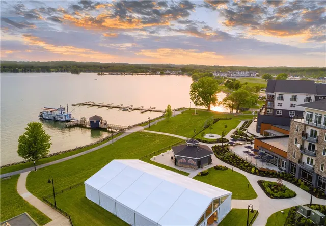 $399,900 | 205 Lakeshore Drive, Unit 502, Canandaigua City, NY 14424