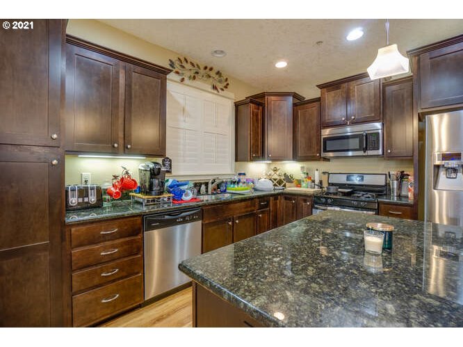 3528 Northeast Franklin Loop Camas, WA 98607 - Photo 13 of 31 Gallery Image 13