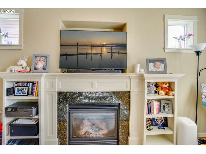 3528 Northeast Franklin Loop Camas, WA 98607 - Photo 15 of 31 Gallery Image 15