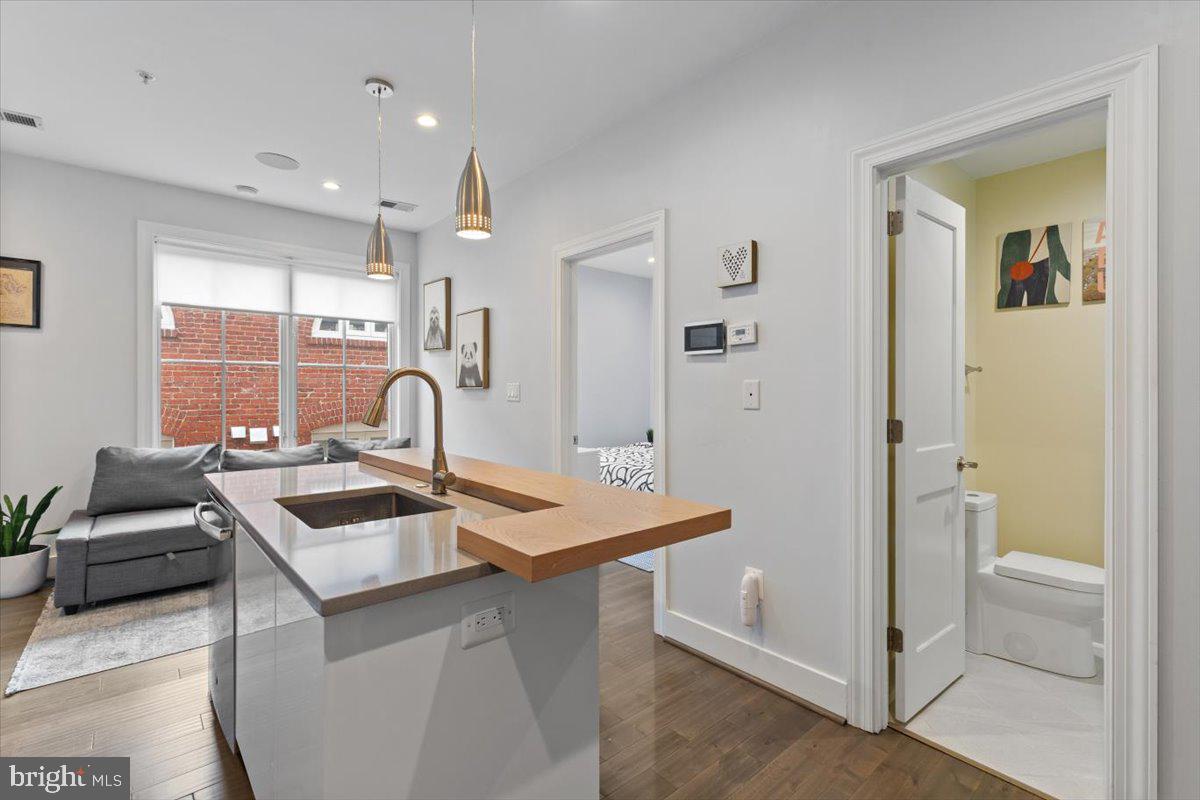 625 Park Road Northwest, Unit 204 Washington, DC 20010 - Photo 8 of 17 Gallery Image 8