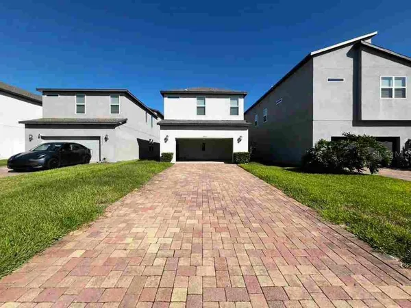 $2,800 | 10432 Austrina Oak Loop, Winter Garden, FL 34787