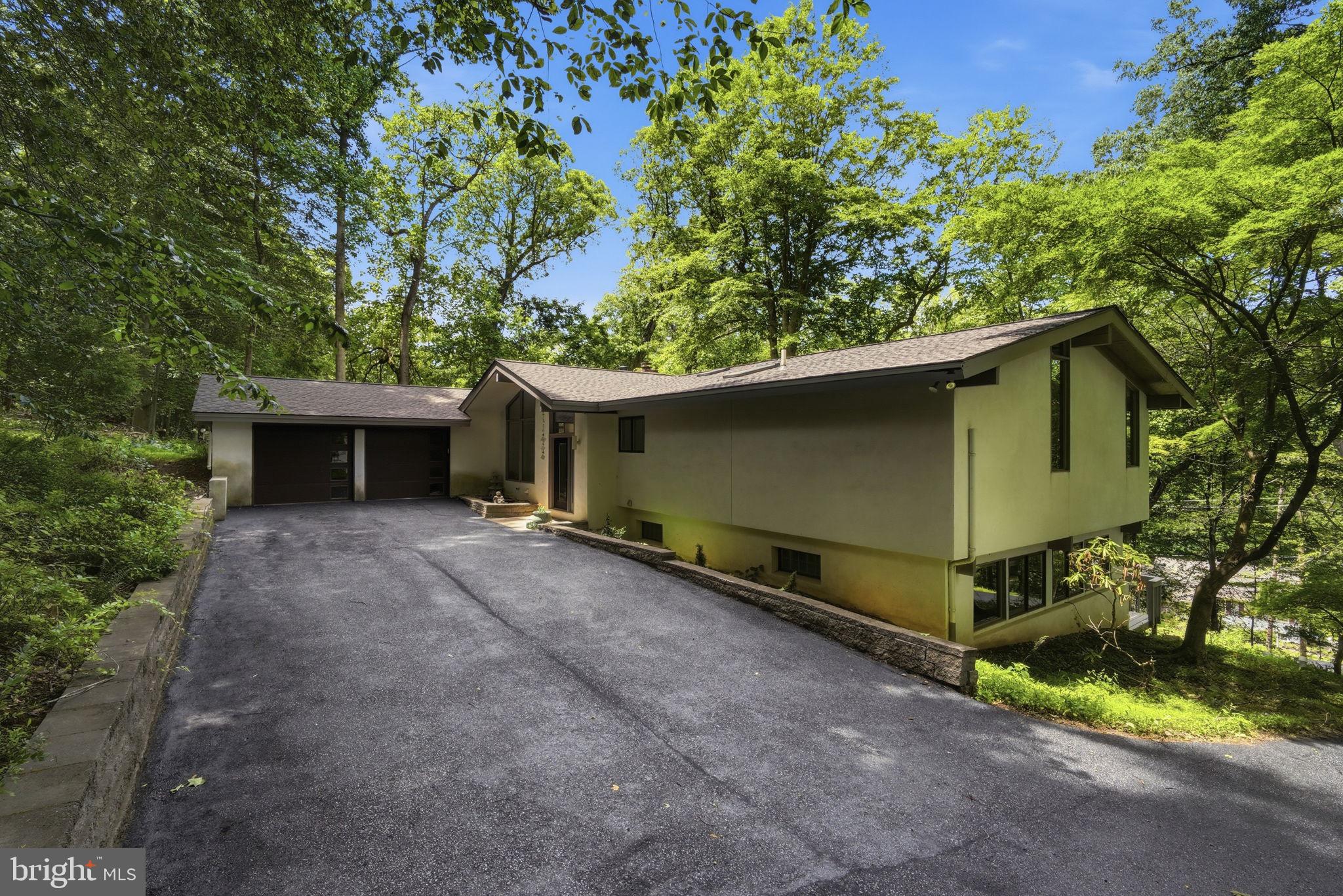 3220 Sawmill Road Newtown Square, PA 19073 - Photo 3 of 37