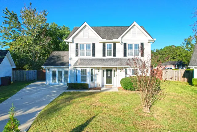 $325,000 | 105 Cane Break Lane, Goose Creek, SC 29445