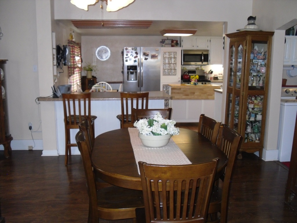 301 Camp Street Iuka, IL 62849 - Photo 14 of 34 Gallery Image 14