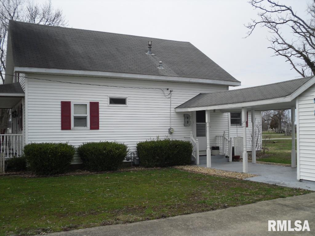 301 Camp Street Iuka, IL 62849 - Photo 6 of 34 Gallery Image 6