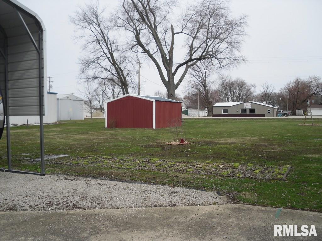 301 Camp Street Iuka, IL 62849 - Photo 8 of 34 Gallery Image 8