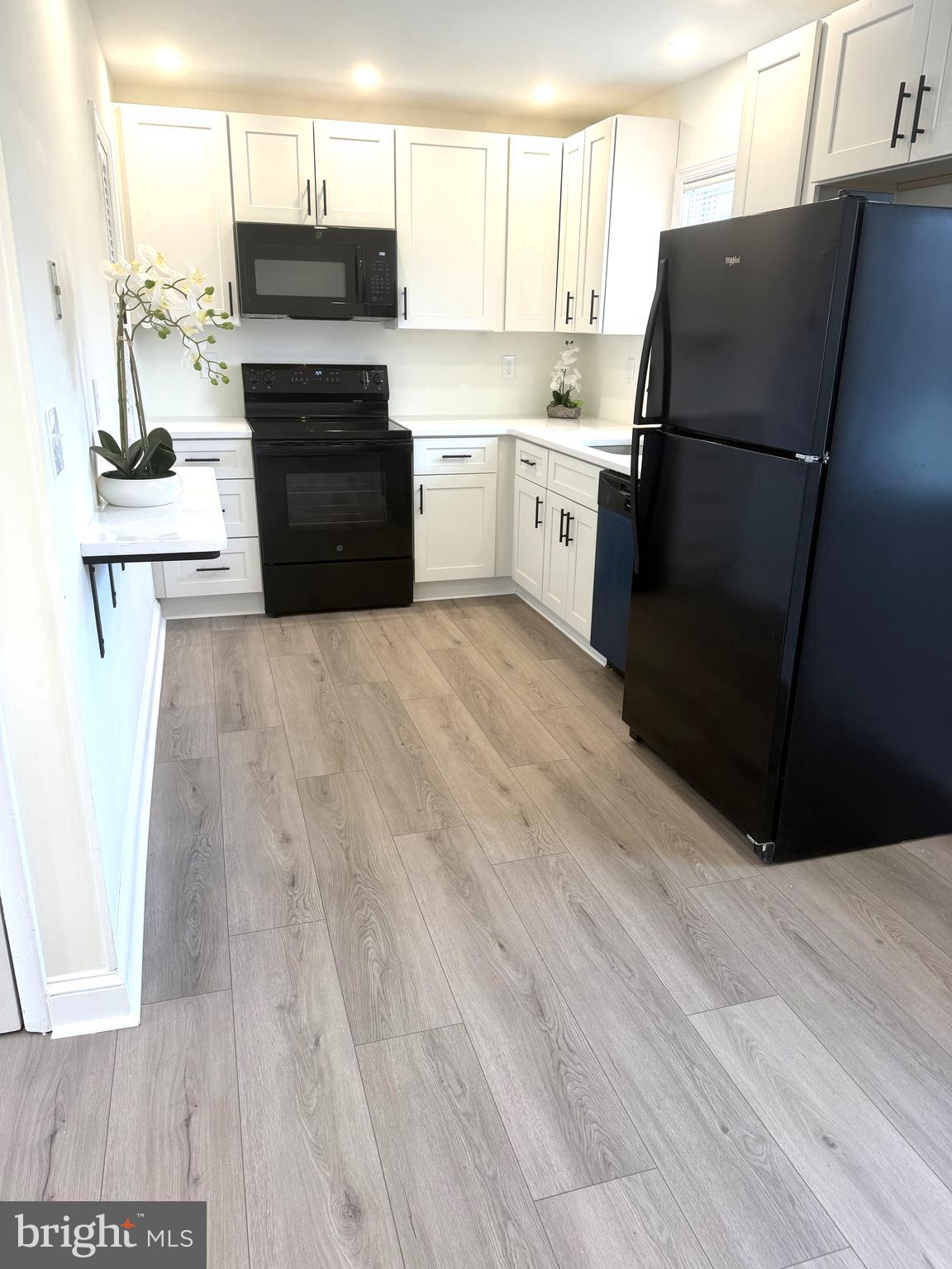 2840 3rd Avenue Upper Chichester, PA 19061 - Photo 2 of 17 Full Kitchen