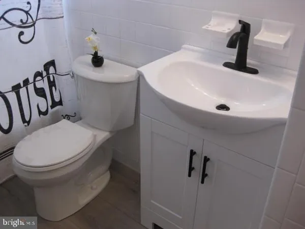 $319,000 | 2840 3rd Avenue, Marcus Hook, PA 19061