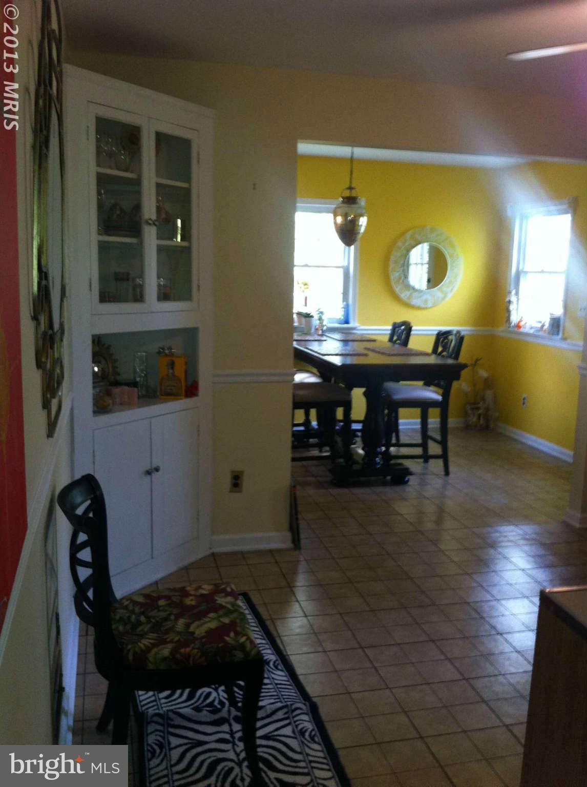 123 North Longcross Road Linthicum, MD 21090 - Photo 8 of 22 a view of a workspace
