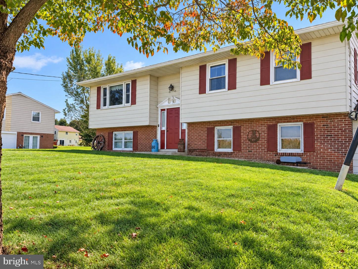 1861 Hauenstein Road Elizabethtown, PA 17022 - Photo 2 of 7 Gallery Image 2