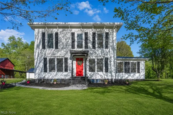 $575,000 | 12008 Highway 88, Garrettsville, OH 44231