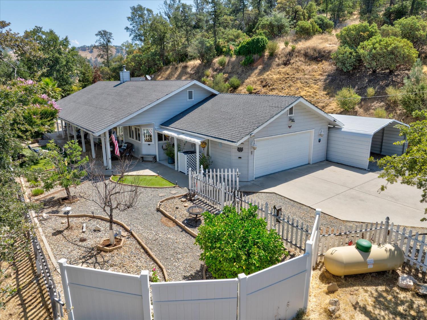 46455 Konklin Road Coarsegold, CA 93614 - Photo 4 of 47