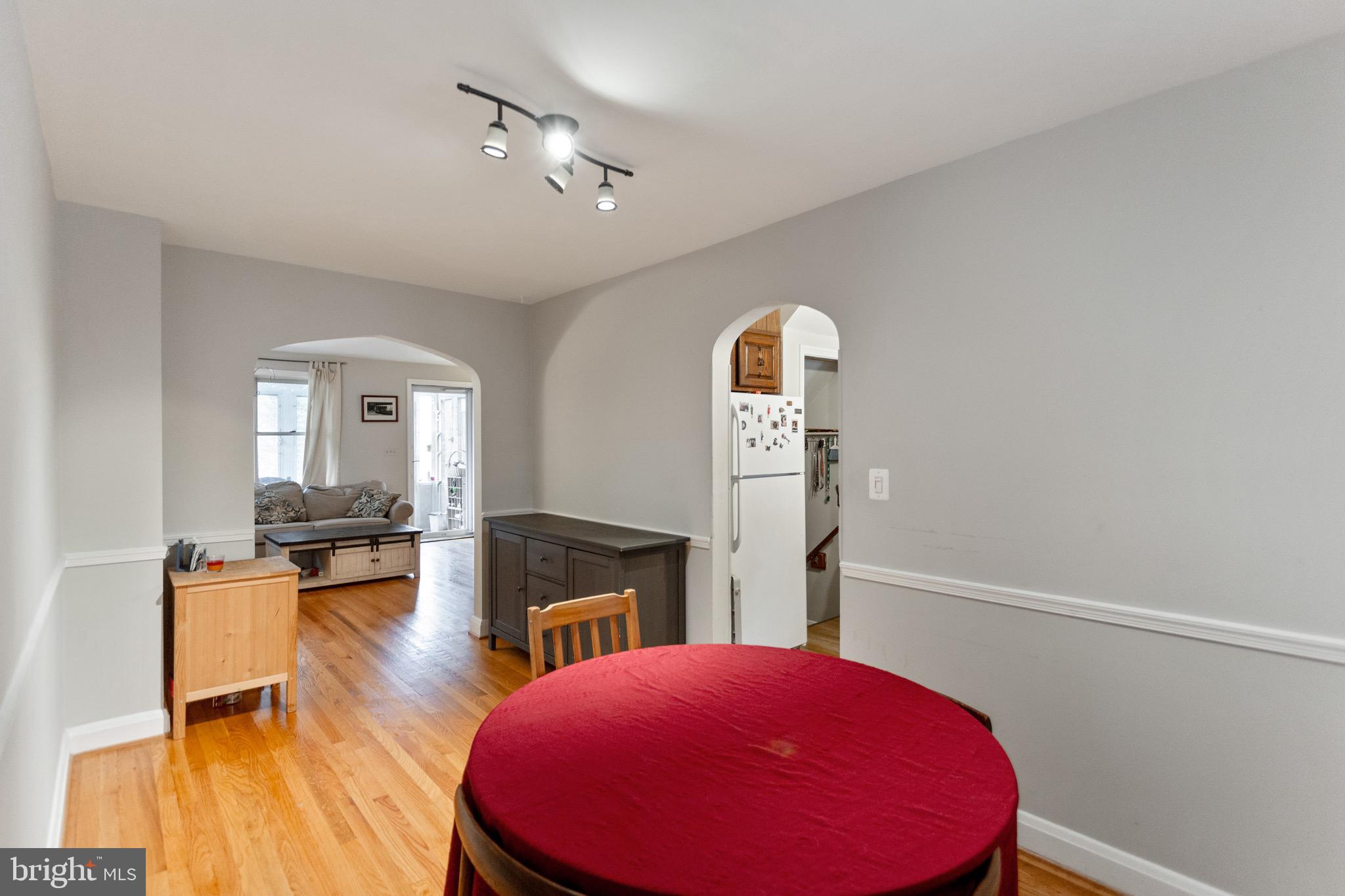 1045 Elm Road Baltimore, MD 21227 - Photo 8 of 17