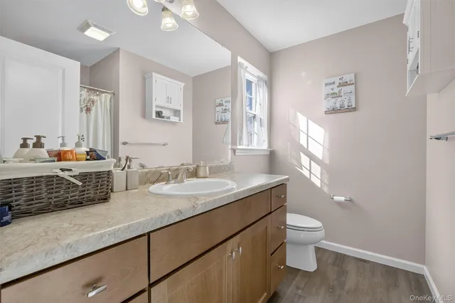 $635,000 | 202 Ridgeline Drive, Poughkeepsie, NY 12603