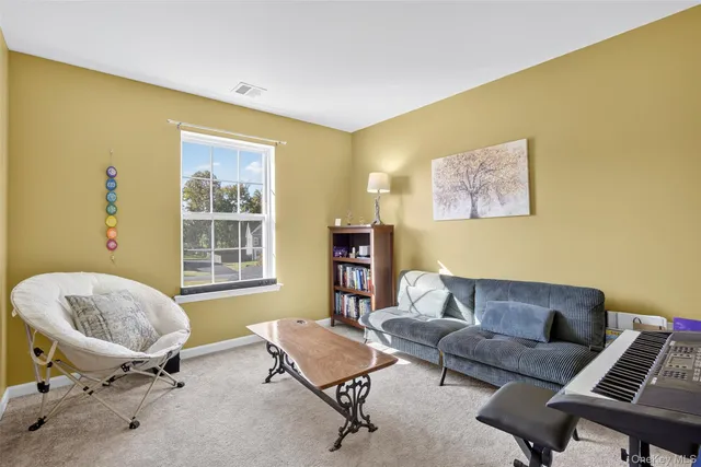 $635,000 | 202 Ridgeline Drive, Poughkeepsie, NY 12603