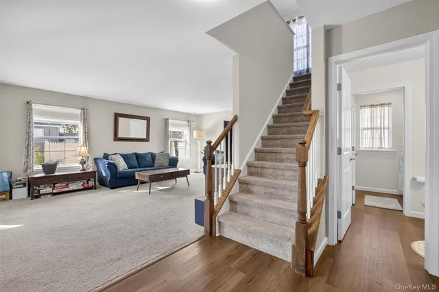 $635,000 | 202 Ridgeline Drive, Poughkeepsie, NY 12603