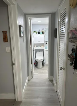 $2,000 | 143 West Court, Royal Palm Beach, FL 33411