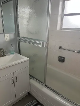 $2,000 | 143 West Court, Royal Palm Beach, FL 33411