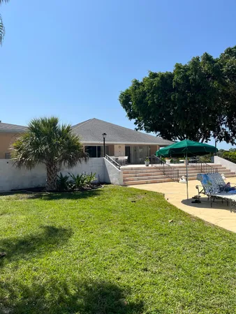 $2,000 | 143 West Court, Royal Palm Beach, FL 33411