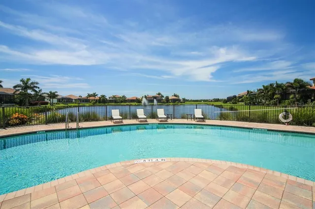 $1,300,000 | 6261 Champions Row Street, Bradenton, FL 34210