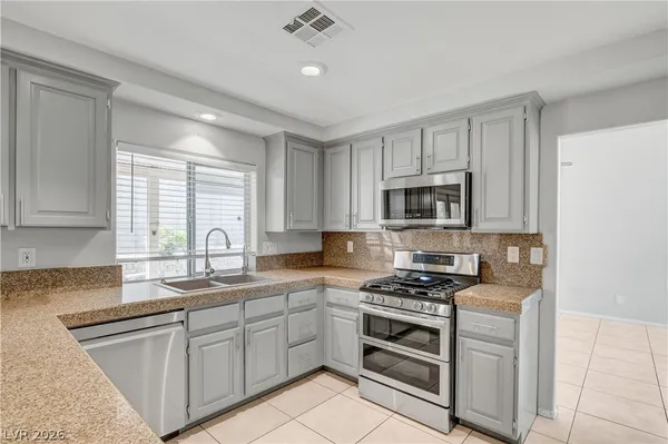 $560,000 | 273 Francisco Street, Henderson, NV 89014