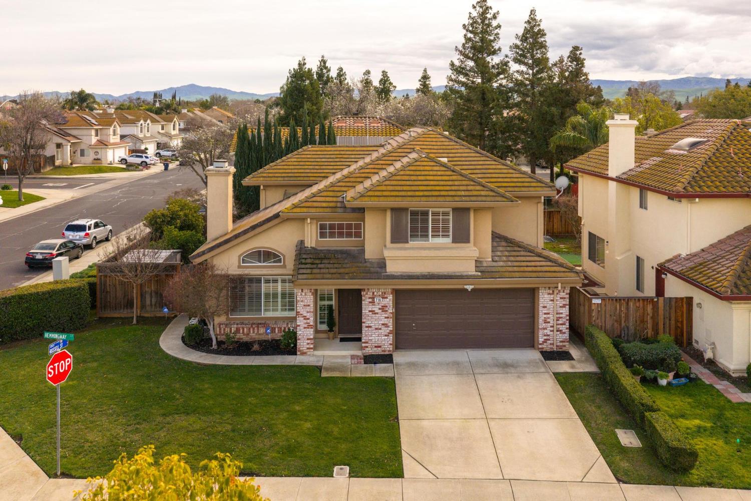 716 Hemmingway Court Tracy, CA 95376 - Photo 41 of 41 a front view of a house with a yard